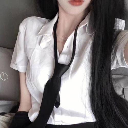 爱开玩笑的人